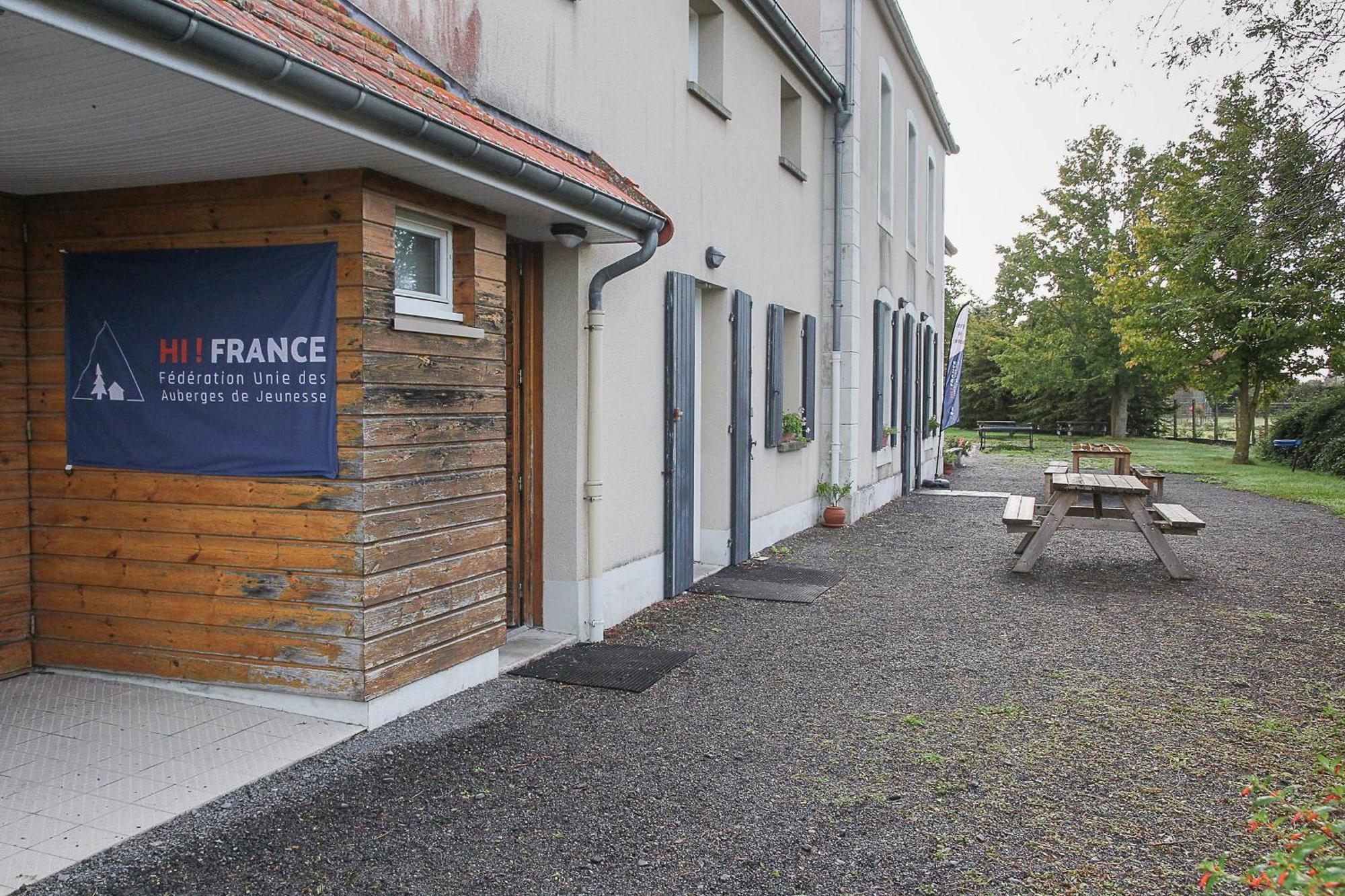 Auberge De Jeunesse Hi Genets Exterior photo
